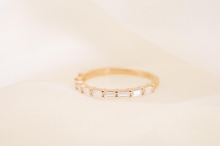 Diamond Horizon Band