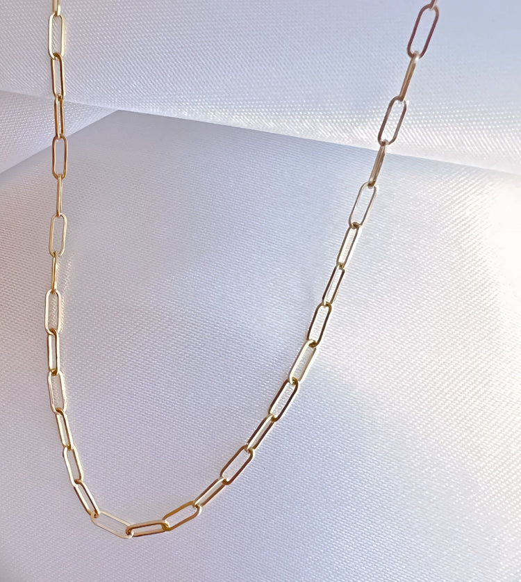 Delicate Solid Paperclip Chain